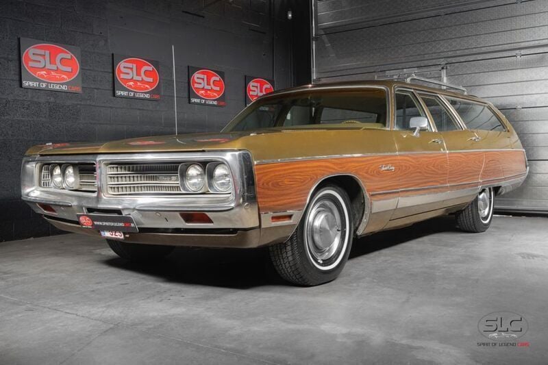 Braun Gebraucht 1972 Chrysler Town & Country Limousine | 32.000 € - Bild 1/4