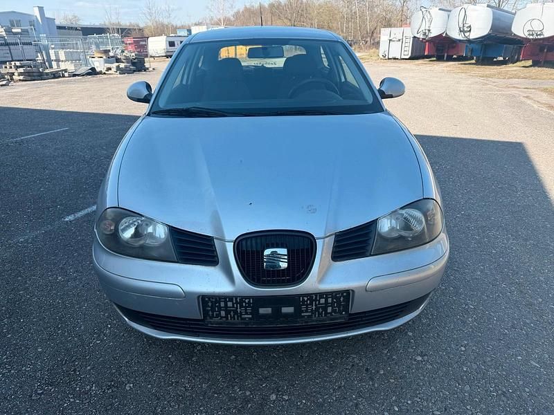 Gebraucht Seat Ibiza 75 PS (55 kW) 2005 Silber Kleinwagen