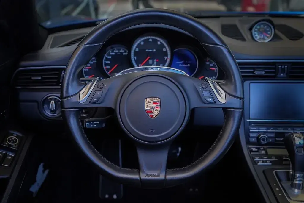 Gebraucht Porsche 991 560 PS (411 kW) 2015 Blau Cabrio