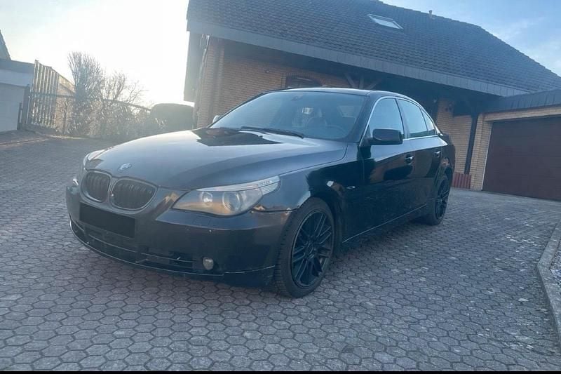 Gebraucht BMW 530 218 PS (160 kW) 2004 Schwarz Limousine