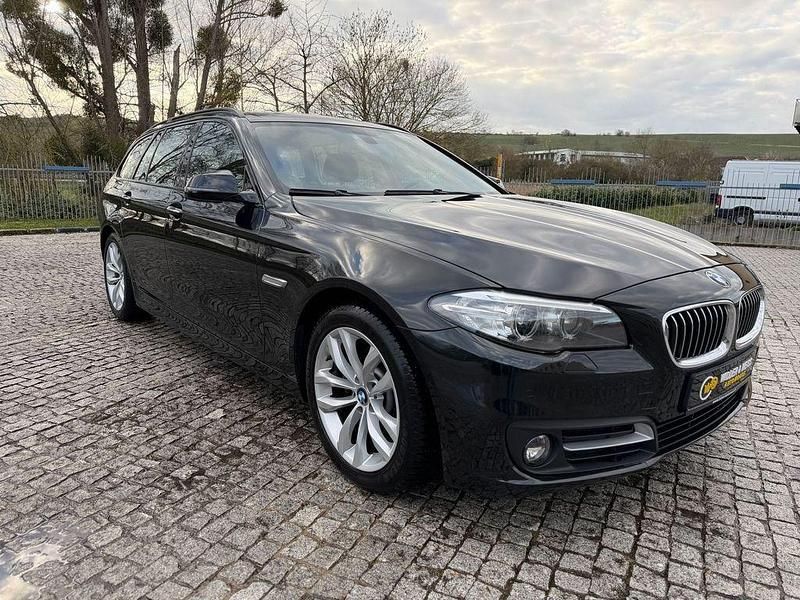 Gebraucht BMW 520 Sport Line 190 PS (139 kW) 2016 Schwarz Limousine