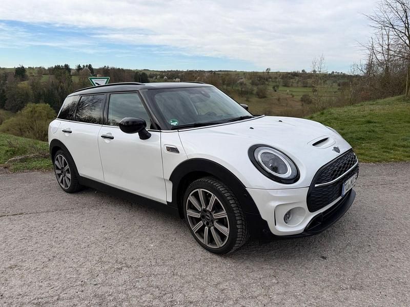 Gebraucht Mini Cooper S Classic 178 PS (130 kW) 2023 Weiß Kleinwagen