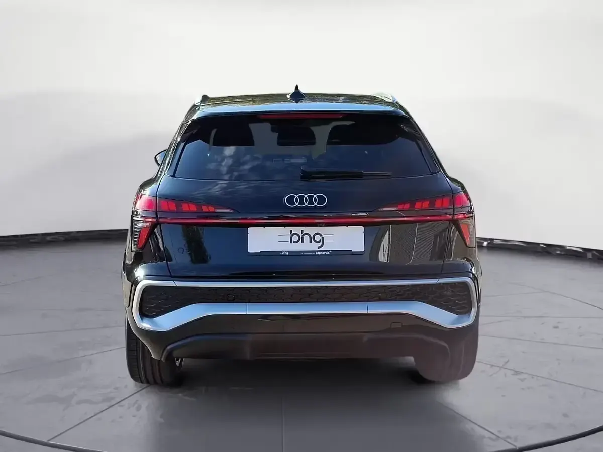 Gebraucht Audi Q3 150 PS (110 kW) 2025 Schwarz SUV