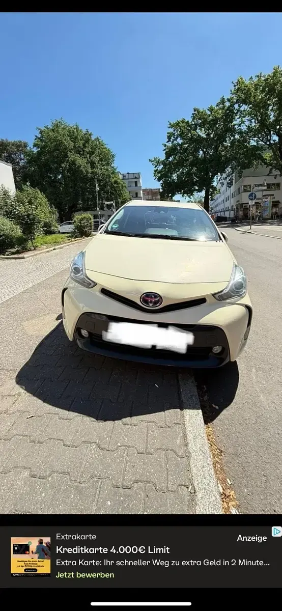 Gebraucht Toyota Prius+ Plus 136 PS (100 kW) 2018 Gelb Van / Kleinbus