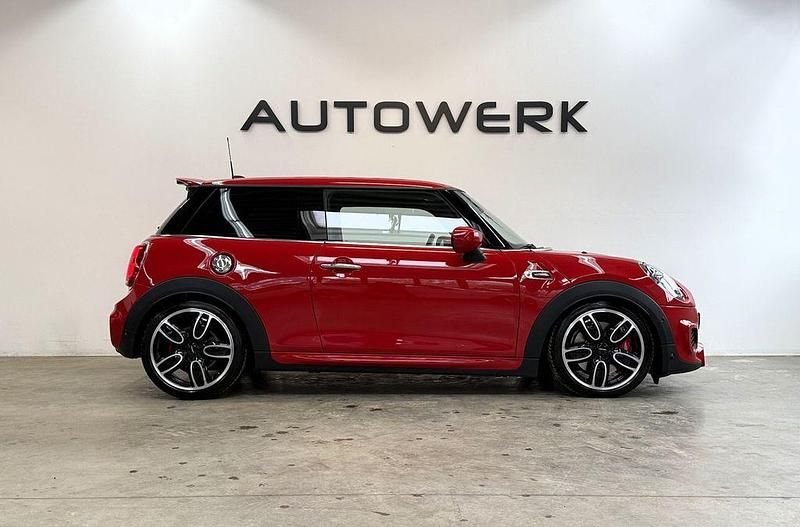 Gebraucht Mini John Cooper Works 231 PS (169 kW) 2020 Rot Kleinwagen