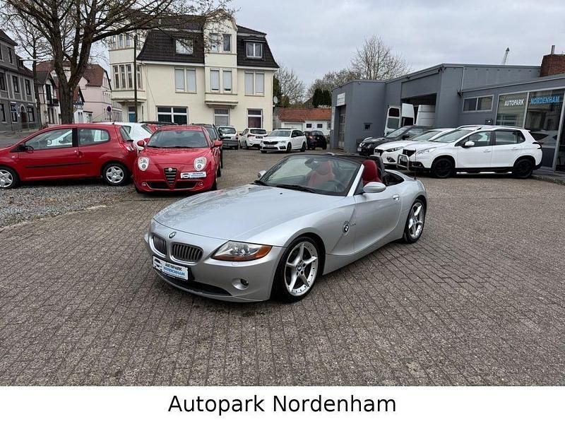 Gebraucht BMW Z4 Sport Line 231 PS (169 kW) 2004 Silber Cabrio