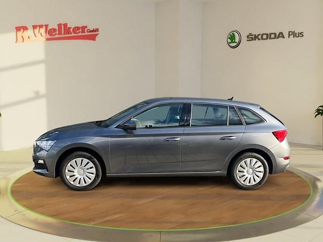 Graphite grau metallic Gebraucht 2023 Skoda Scala Ambition Kleinwagen | 19.900 € (Etwas zu teuer) - Bild 1/4