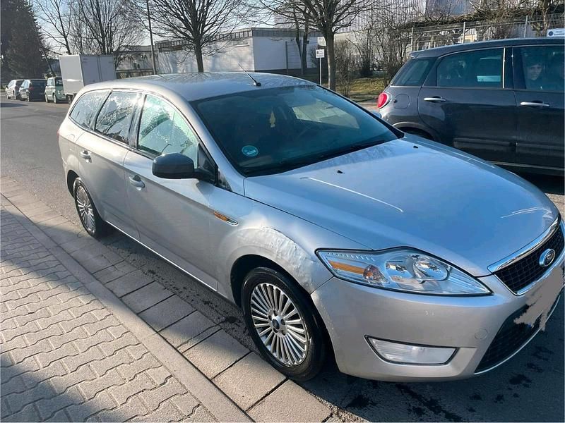 Gebraucht Ford Mondeo 140 PS (102 kW) 2007 Silber Kombi