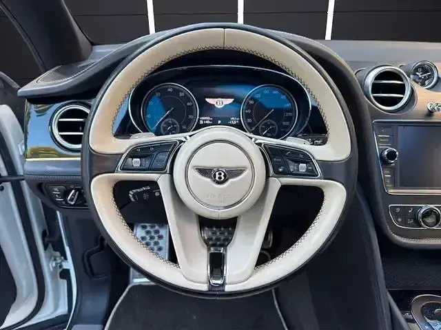 Gebraucht Bentley Bentayga 608 PS (447 kW) 2019 Weiß SUV