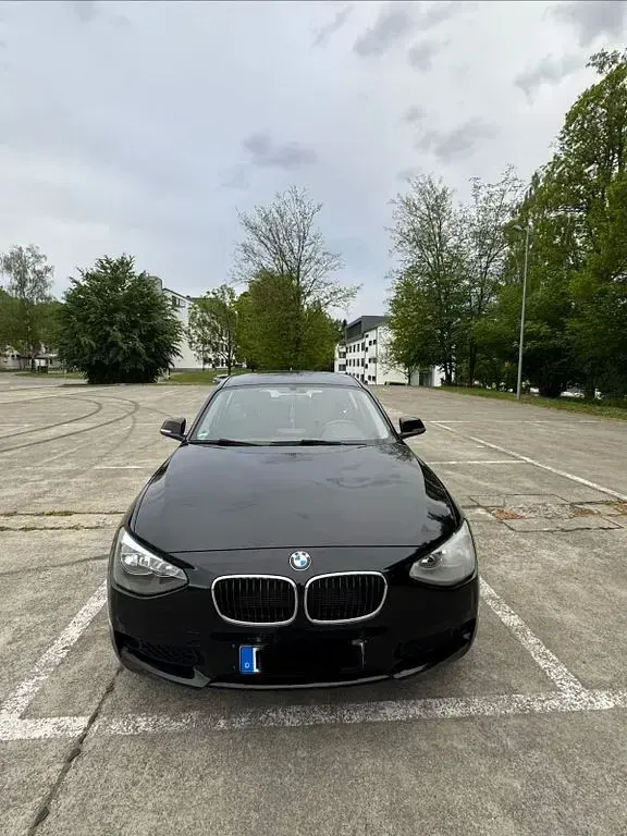 Gebraucht BMW 116 136 PS (100 kW) 2012 Schwarz Kleinwagen