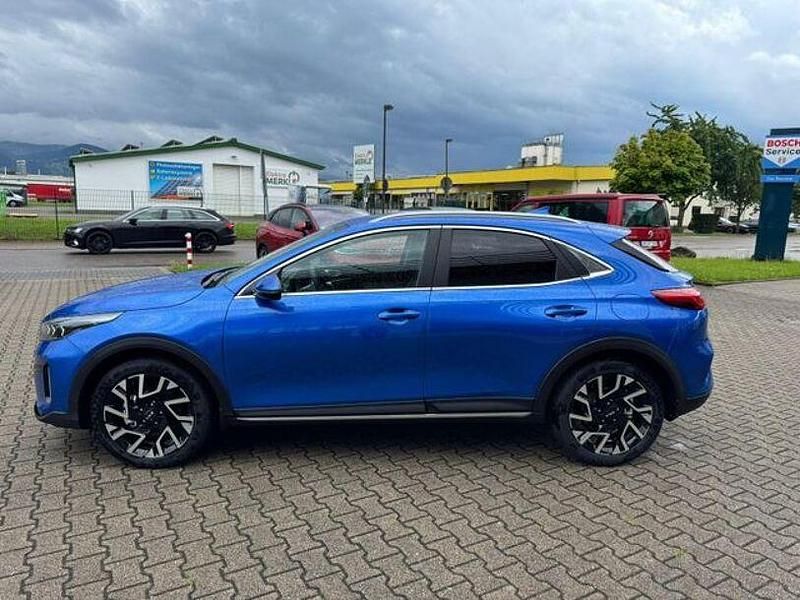 Gebraucht Kia XCeed Vision 140 PS (102 kW) 2024 Lunarsilber metallic SUV