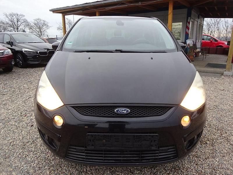 Gebraucht Ford S-MAX Trend 131 PS (96 kW) 2006 Schwarz Van / Kleinbus