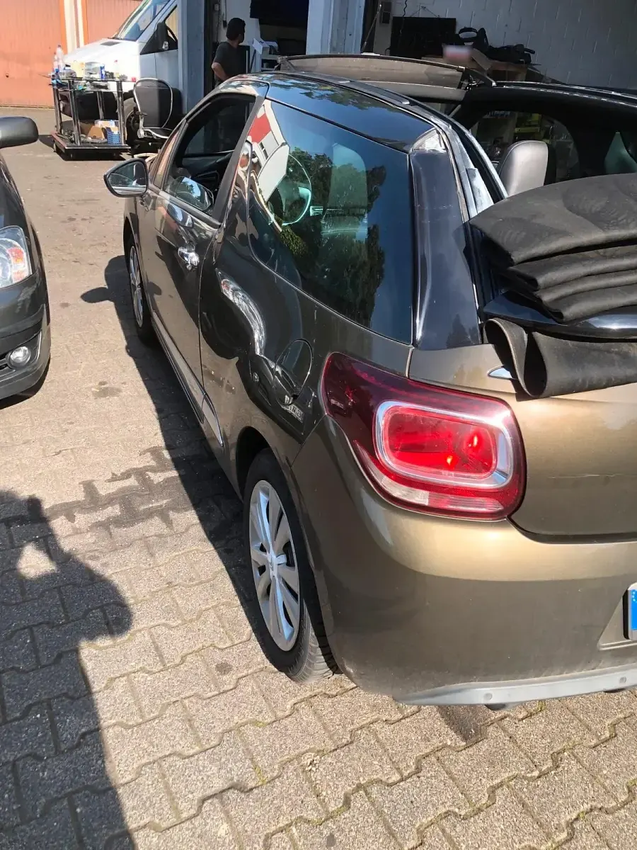 Gebraucht Citroën DS3 Cabriolet 120 PS (88 kW) 2013 Braun Cabrio