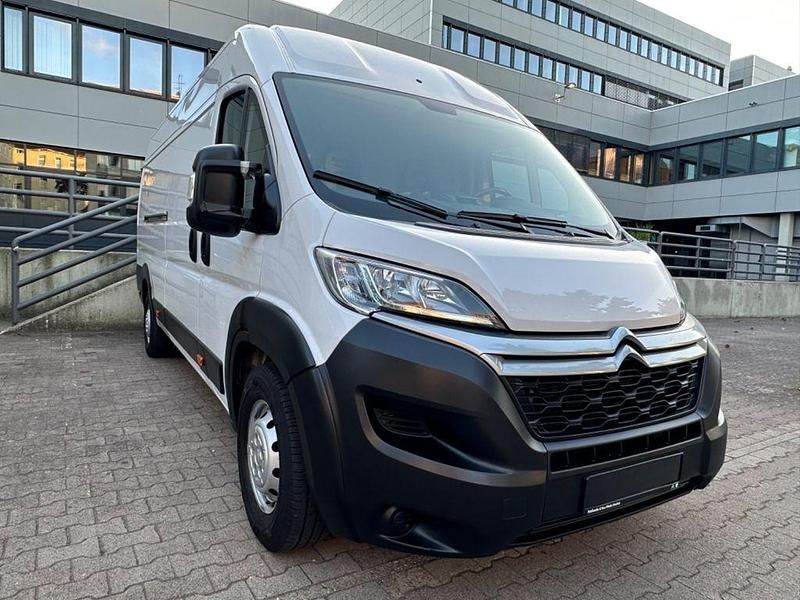 Gebraucht Citroën Jumper 140 PS (102 kW) 2023 Weiß Van / Kleinbus