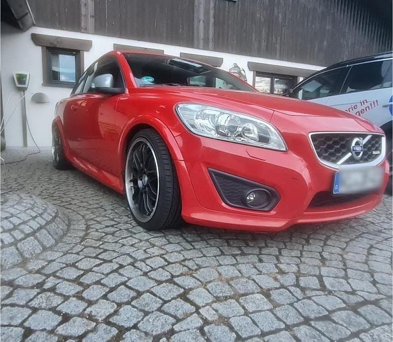 Gebraucht Volvo C30 150 PS (110 kW) 2011 Rot Kleinwagen