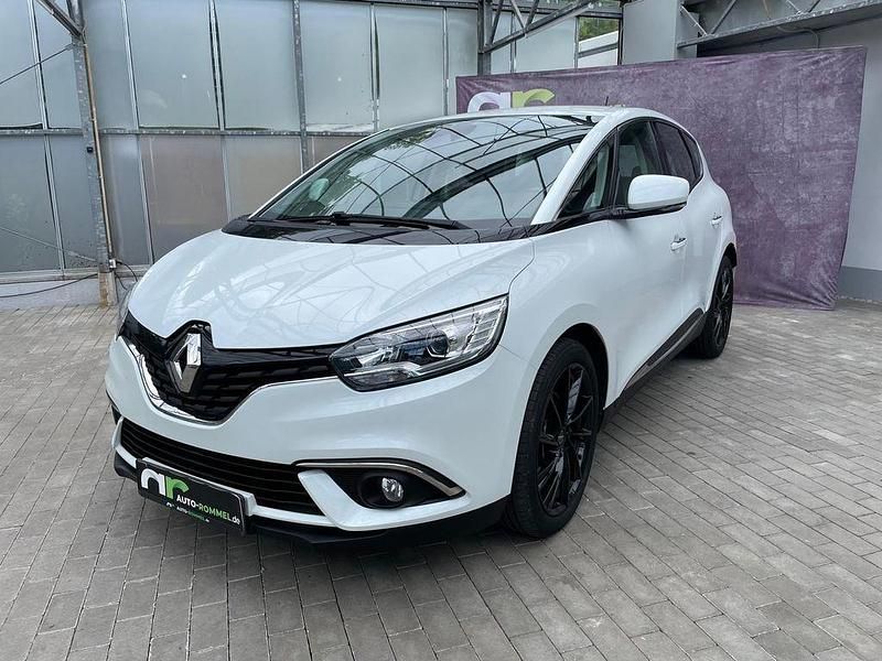 Weiß Gebraucht 2017 Renault Scénic IV Experience Van / Kleinbus | 10.450 € (Fairer Preis) - Bild 1/4