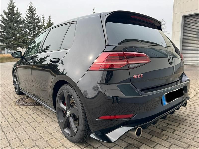 Gebraucht VW Golf VIII GTI 245 PS (180 kW) 2020 Schwarz Kleinwagen
