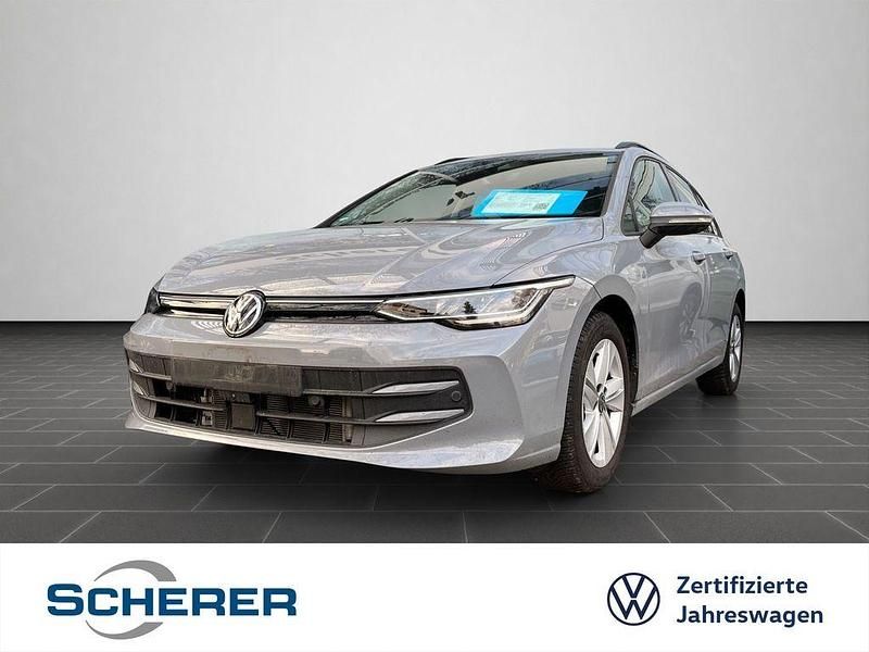 Mondsteingrau Gebraucht 2025 VW Golf VIII Life Kombi | 26.780 € (Etwas zu teuer) - Bild 1/4