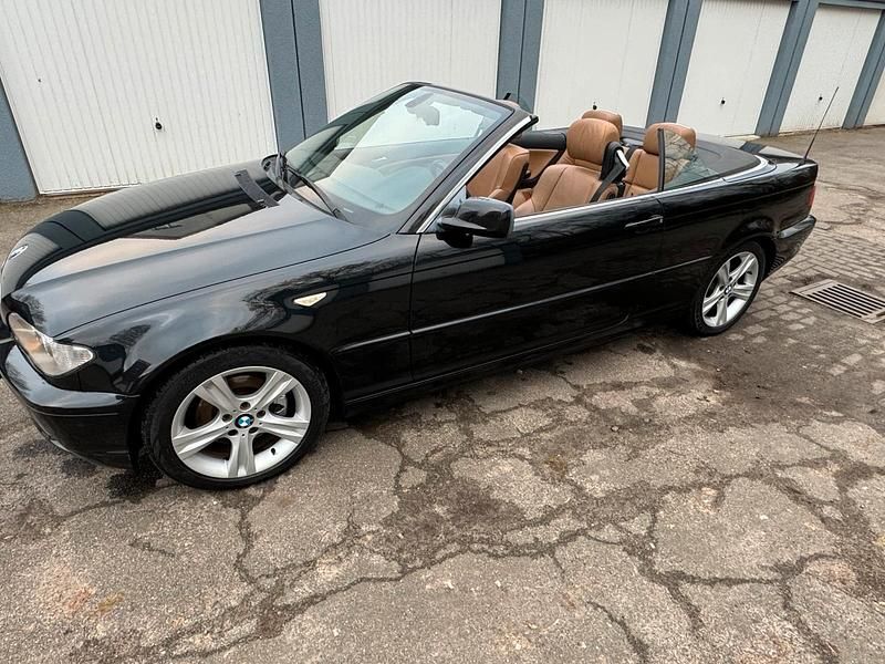 Schwarz Gebraucht 2005 BMW 320 Cabriolet Cabrio | 9.900 € (Teuer) - Bild 1/4