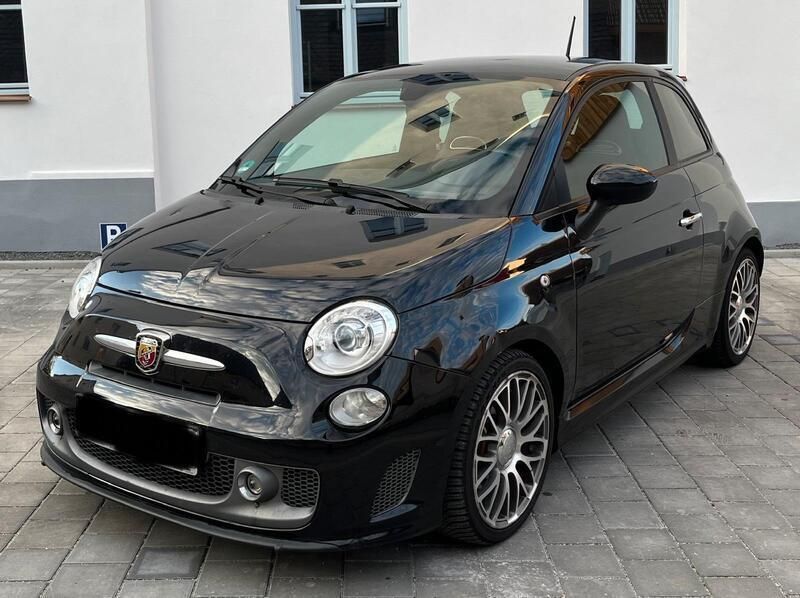 Schwarz Gebraucht 2013 Abarth 595 Turismo Kleinwagen | 8.400 € (Fairer Preis) - Bild 1/4