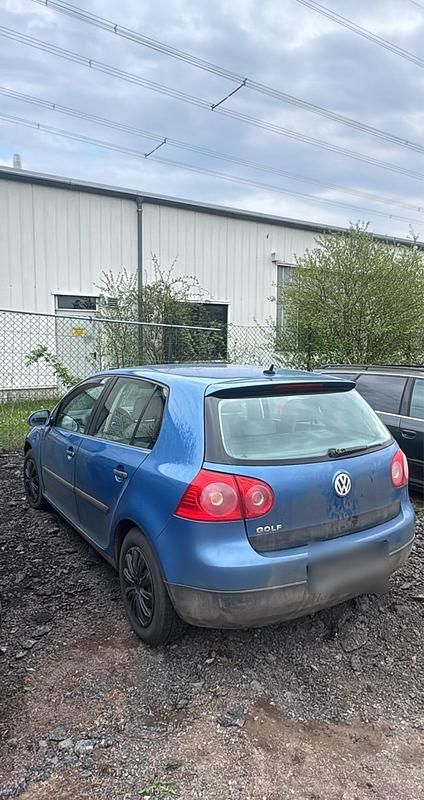 Gebraucht VW Golf IV 75 PS (55 kW) 2005 Blau Limousine