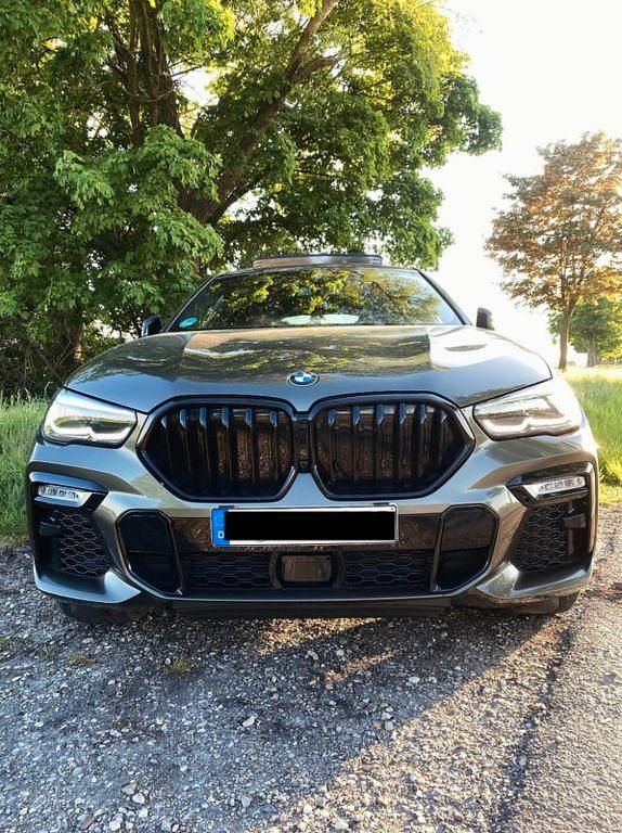 Grün Gebraucht 2021 BMW X6 M50 Performance SUV | 54.000 € (Guter Preis) - Bild 1/4
