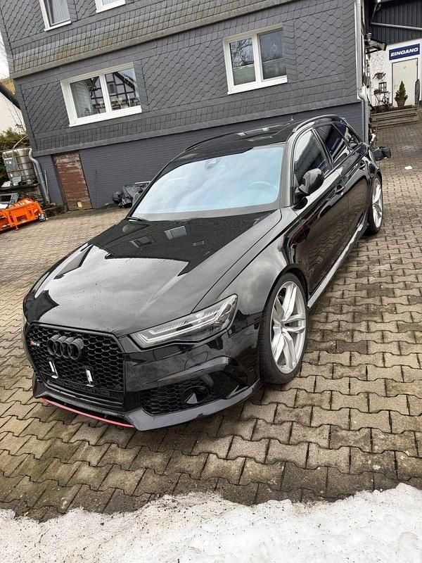 Gebraucht Audi RS6 Ambiente 560 PS (411 kW) 2016 Schwarz Kombi