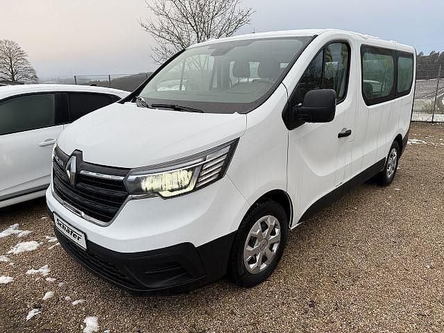 Weiß Gebraucht 2022 Renault Trafic Van / Kleinbus | 22.900 € (Etwas zu teuer) - Bild 1/4
