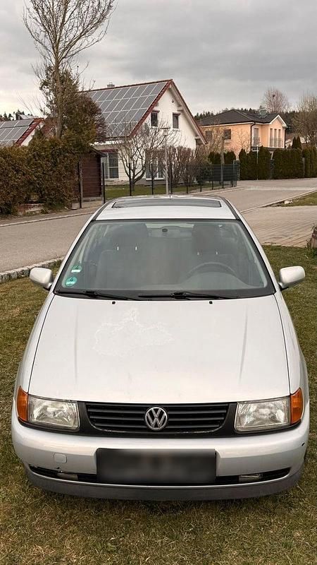Gebraucht VW Polo 60 PS (44 kW) 1998 Silber Kombi