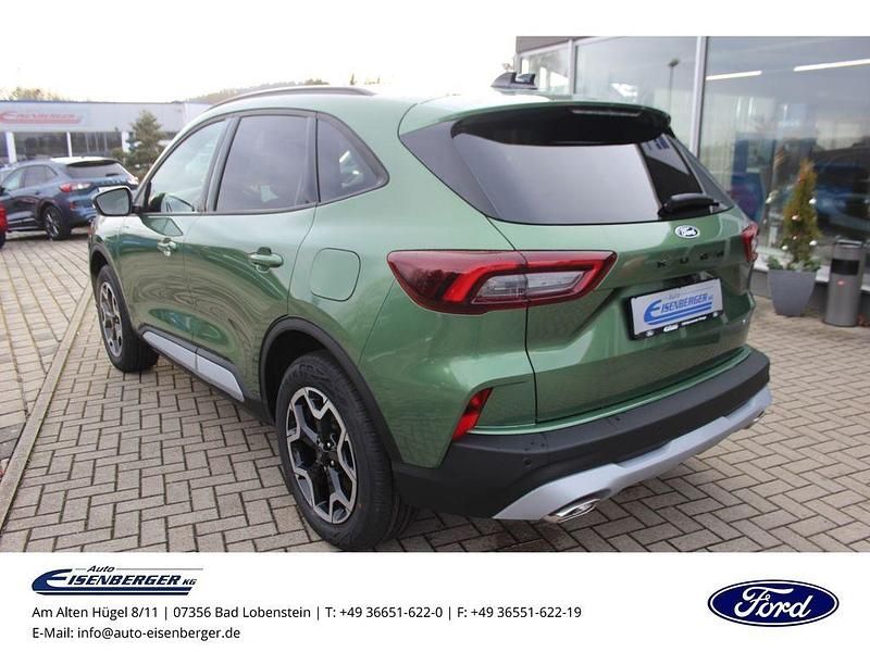 Gebraucht Ford Kuga Active 152 PS (111 kW) 2024 Grün SUV