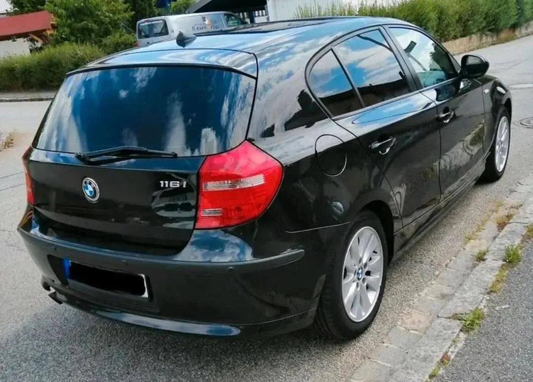 Używany BMW 116 115 KM (84 kW) 2010 Czarny Hatchback