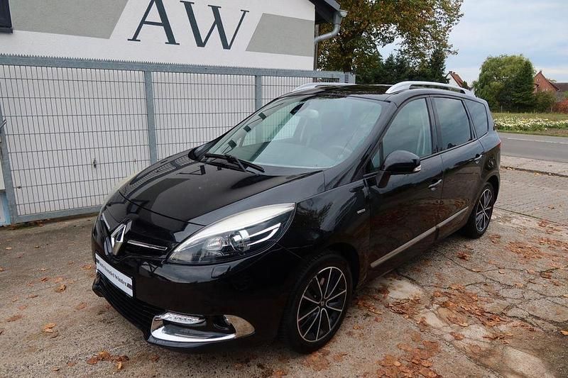 Schwarz Gebraucht 2013 Renault Scénic III Bose Edition Van / Kleinbus | 4.650 € (Fairer Preis) - Bild 1/4