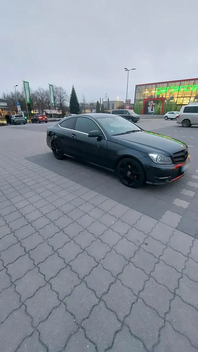 Gebraucht Mercedes C250 AMG 204 PS (150 kW) 2013 Schwarz Coupé