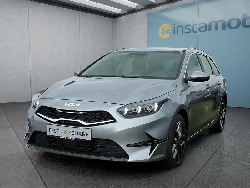 Silber Neu 2025 Kia Ceed Sportswagon Kombi | 28.099 € (Fairer Preis) - Bild 1/4