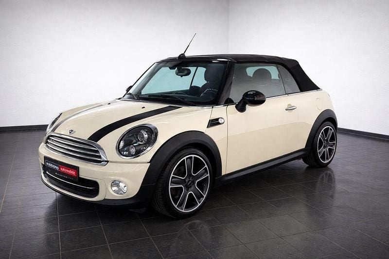 Gebraucht Mini Cooper Cabriolet 122 PS (89 kW) 2015 Weiß Cabrio