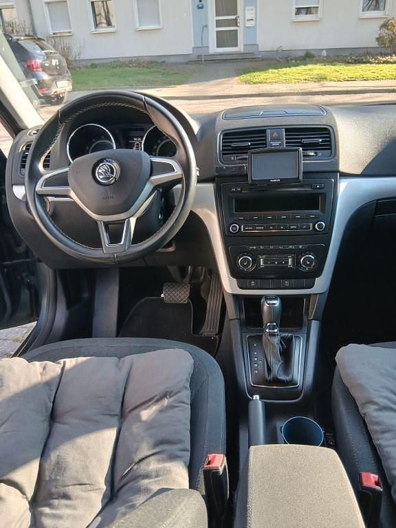 Gebraucht Skoda Yeti 105 PS (77 kW) 2015 SUV