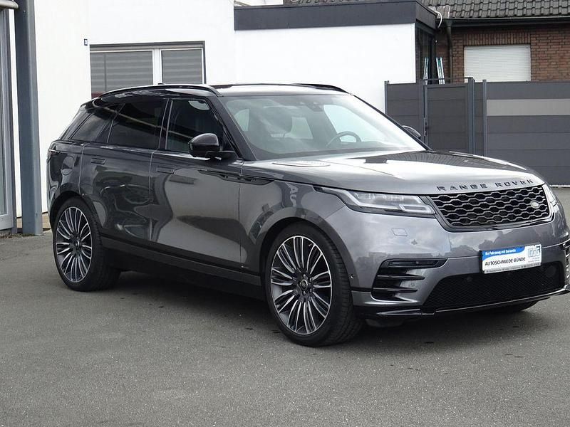 Grau Gebraucht 2018 Land Rover Range Rover Velar SE Dynamic SUV | 31.900 € (Etwas zu teuer) - Bild 1/4