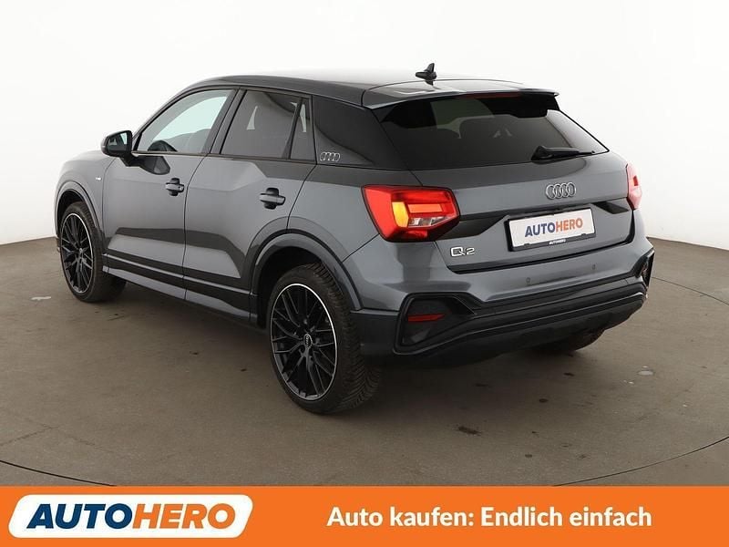 Gebraucht Audi Q2 S-Line 150 PS (110 kW) 2021 Grau SUV