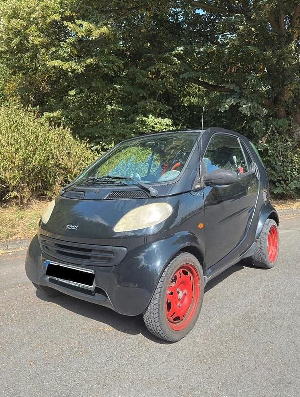 Schwarz Gebraucht 2002 Smart ForTwo Coupé Coupé | 1.000 € (Guter Preis) - Bild 1/4