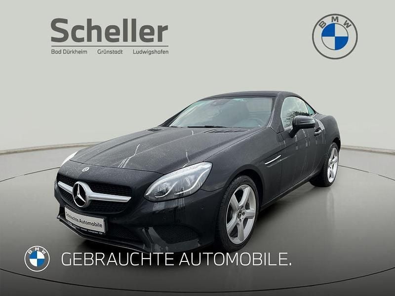 Gebraucht Mercedes SLC180 156 PS (114 kW) 2019 Schwarz Cabrio