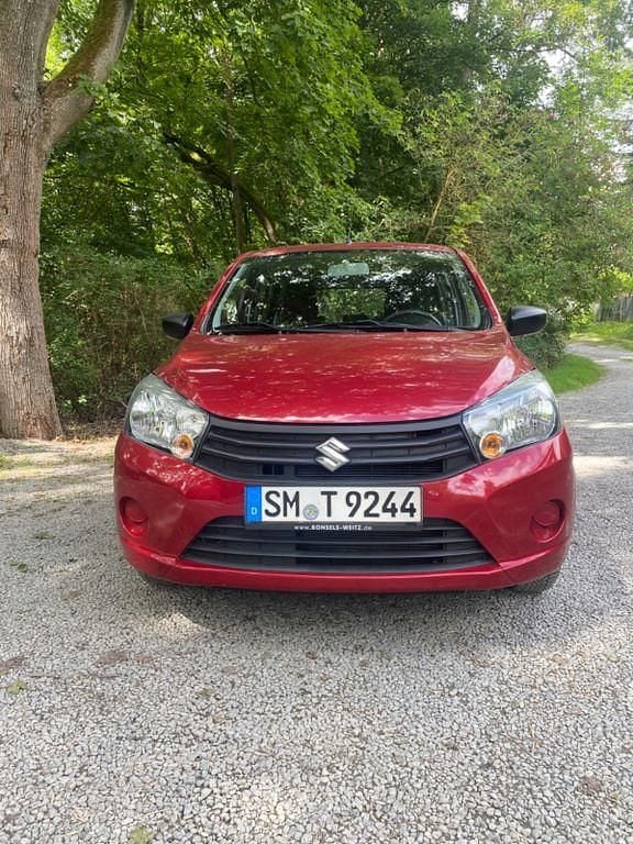 Rot Gebraucht 2017 Suzuki Celerio Club Limousine | 8.250 € (Guter Preis) - Bild 1/4