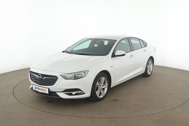 Gebraucht Opel Insignia Edition 140 PS (102 kW) 2017 Weiß Limousine