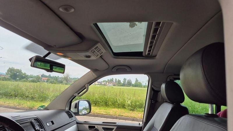 Gebraucht VW Multivan Comfortline 180 PS (132 kW) 2013 Weiß Van