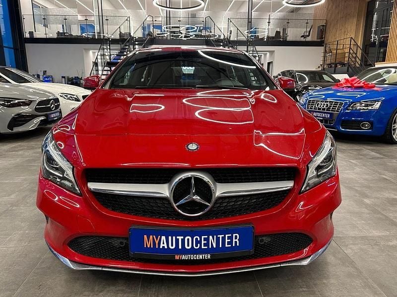 Gebraucht Mercedes CLA180 AMG 122 PS (89 kW) 2016 Rot Limousine