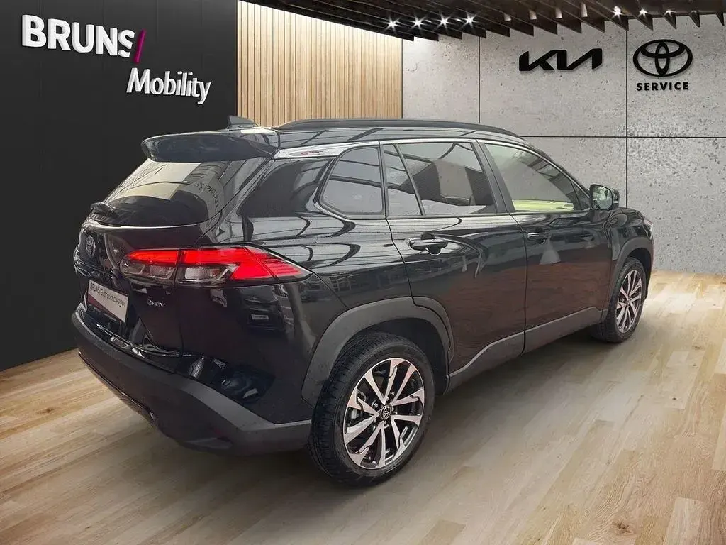 Gebraucht Toyota Corolla Cross Premium 197 PS (144 kW) 2025 Schwarz SUV