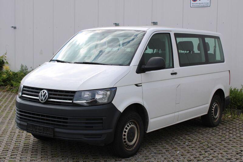 Weiß Gebraucht 2017 VW T6 Van | 12.999 € (Guter Preis) - Bild 1/4