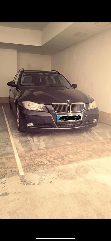 Blau Gebraucht 2006 BMW 320 Kombi | 2.900 € (Fairer Preis) - Bild 1/3