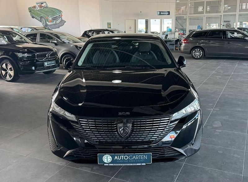 Gebraucht Peugeot 308 SW Allure 131 PS (96 kW) 2022 Schwarz Kombi