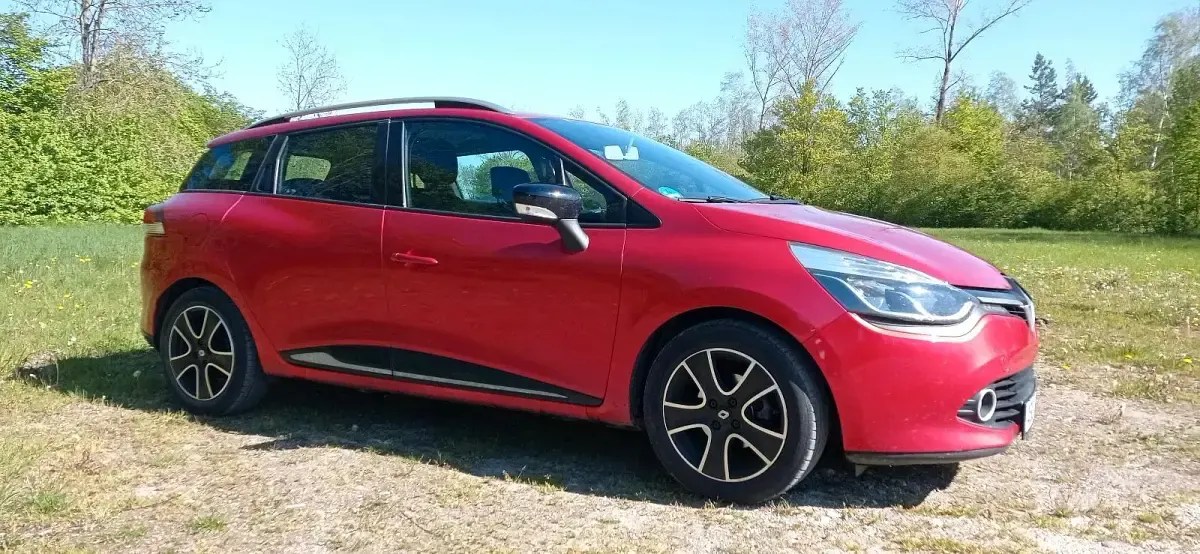 Gebraucht Renault Clio 90 PS (66 kW) 2014 Rot Kombi