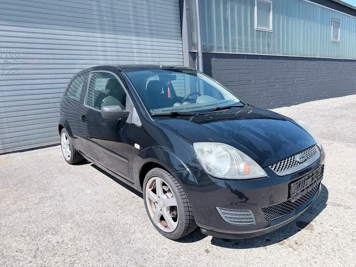Gebraucht Ford Fiesta 60 PS (44 kW) 2005 Schwarz Kleinwagen